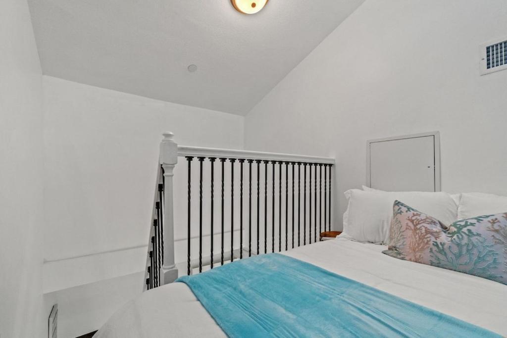 Newly Remodeled Beachfront Townhome - Sleeps 14 Panama City Beach Esterno foto