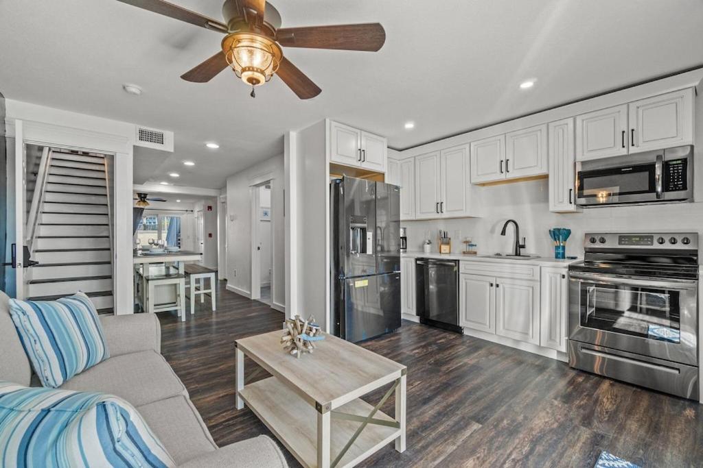 Newly Remodeled Beachfront Townhome - Sleeps 14 Panama City Beach Esterno foto