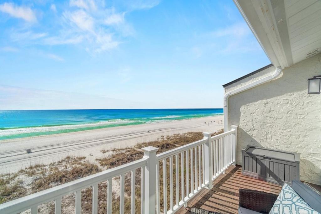 Newly Remodeled Beachfront Townhome - Sleeps 14 Panama City Beach Esterno foto